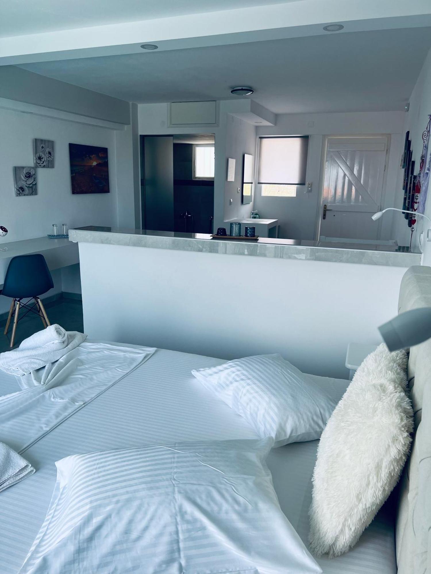 Silia Suites 玛利亚 外观 照片